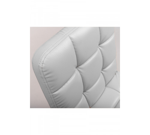 Стул мастера со спинкой на ножках Ирис